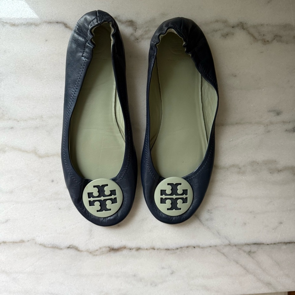 Tory Burch Navy Leather Flats with Logo Accent